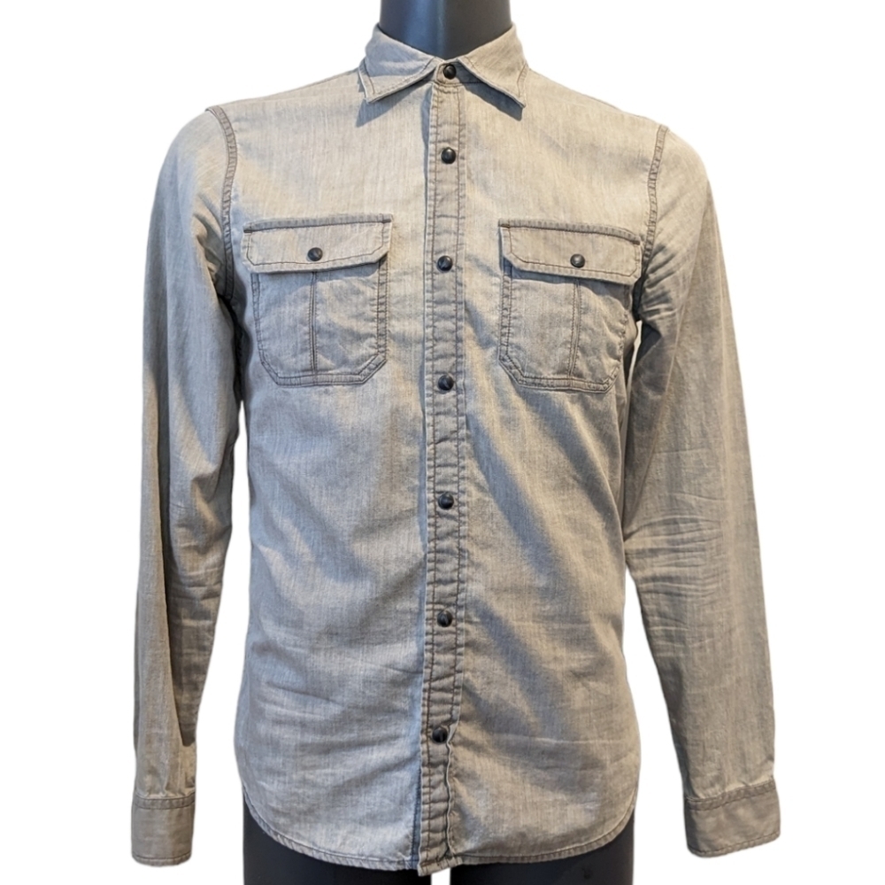 Armani Exchange grey button front shirt small